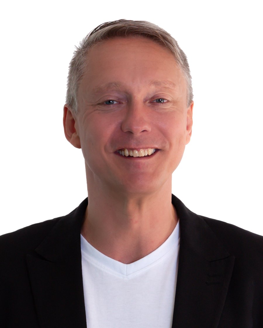 Hon.-Prof. Holger Holland