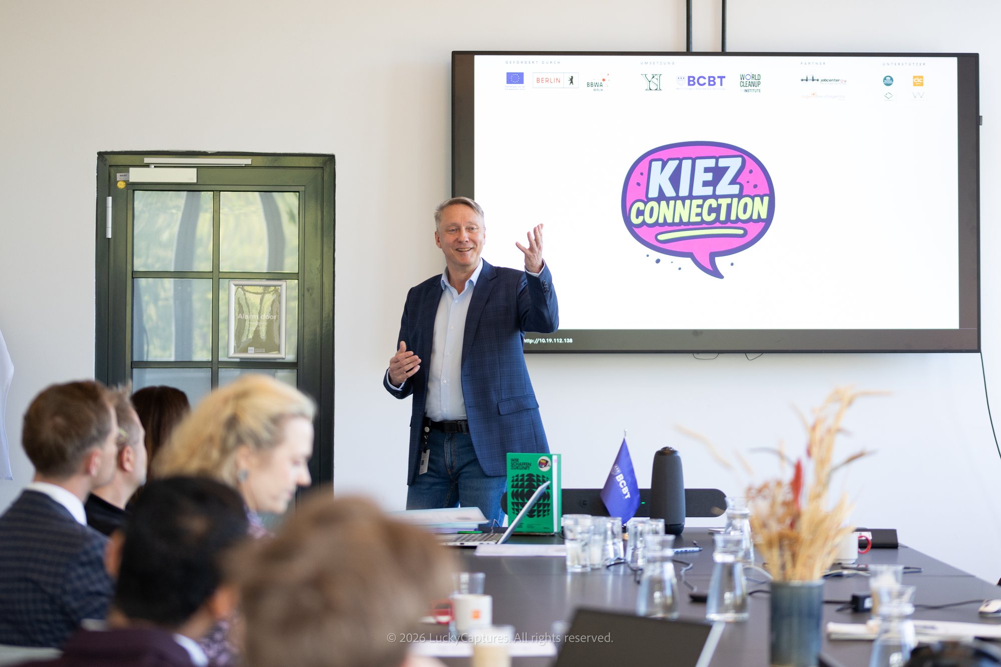 Holger Holland presenting Kiez Connection
